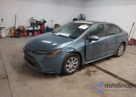 2020 Toyota Corolla Le z USA, uszkodzony, nr VIN 5YFEPRAE2LP017425